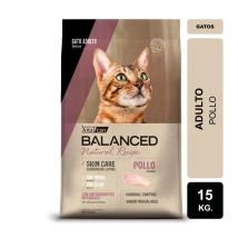 Alimento VitalCan Balanced Natural Recipe Gato Adulto con Pollo x 15kg + Balanced Souffl� Gato Adulto Sabor Pollo Lata x 340gr DE REGALO